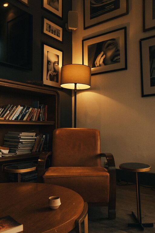 How to Create a Comfortable Reading and Relaxation Corner
